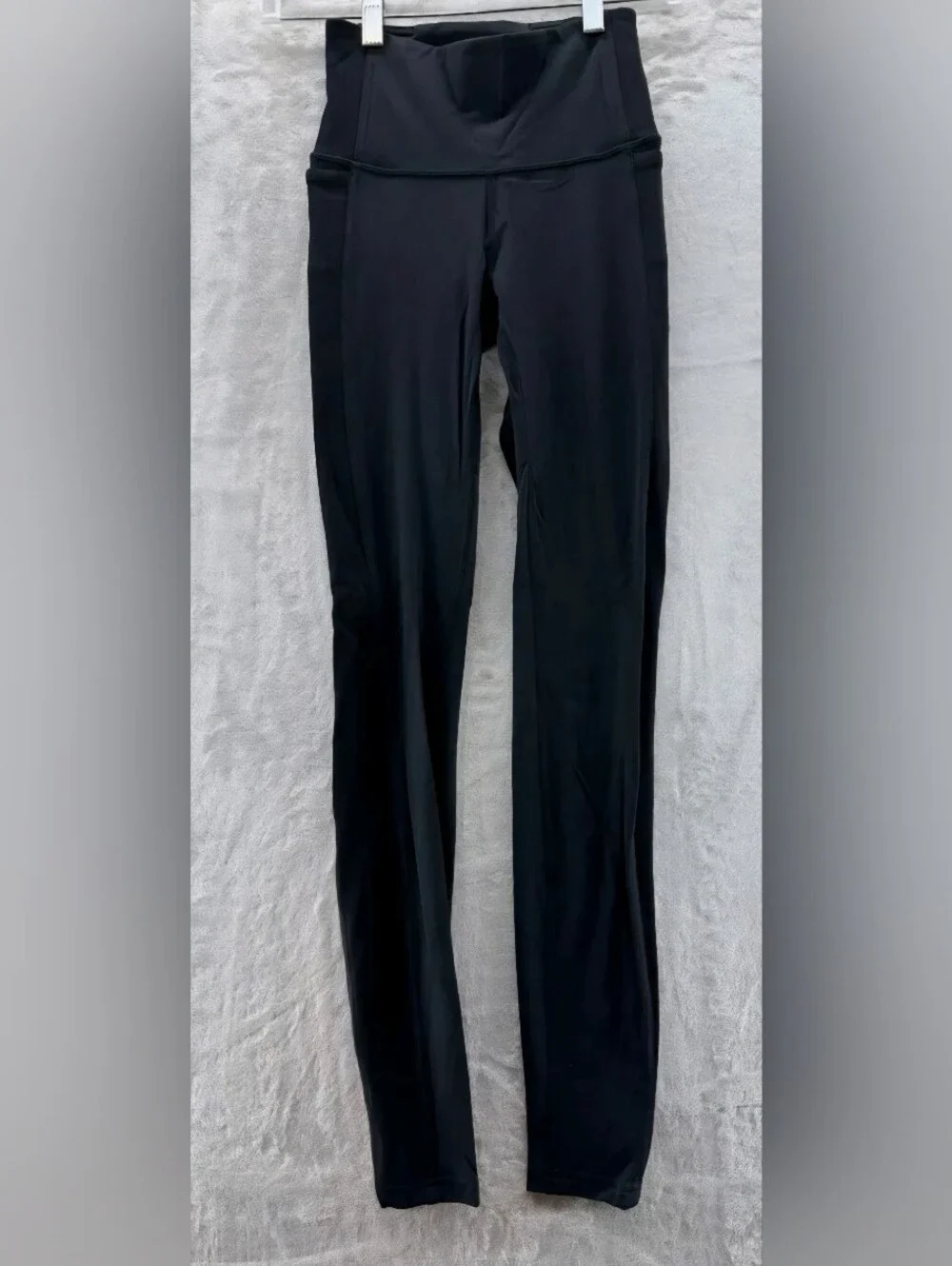 Lululemon Size 10 Wunder Under High-Rise Tight Full-On Luxtreme Black Leggings